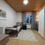 Cozy House With Partyroom