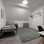 Cozy House With Partyroom *