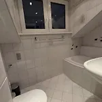 Cozy House With Partyroom Dusseldorf