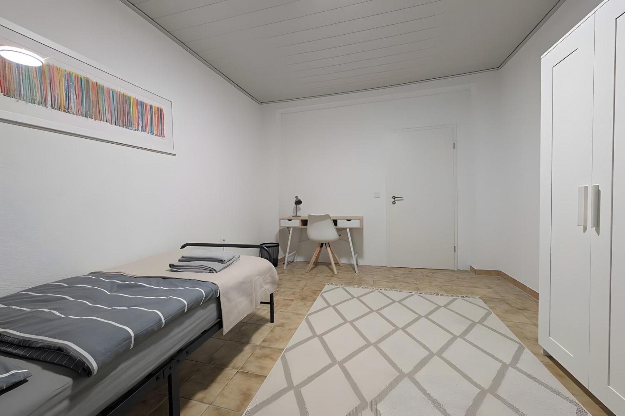 Vakantiehuis Cozy House With Partyroom Düsseldorf