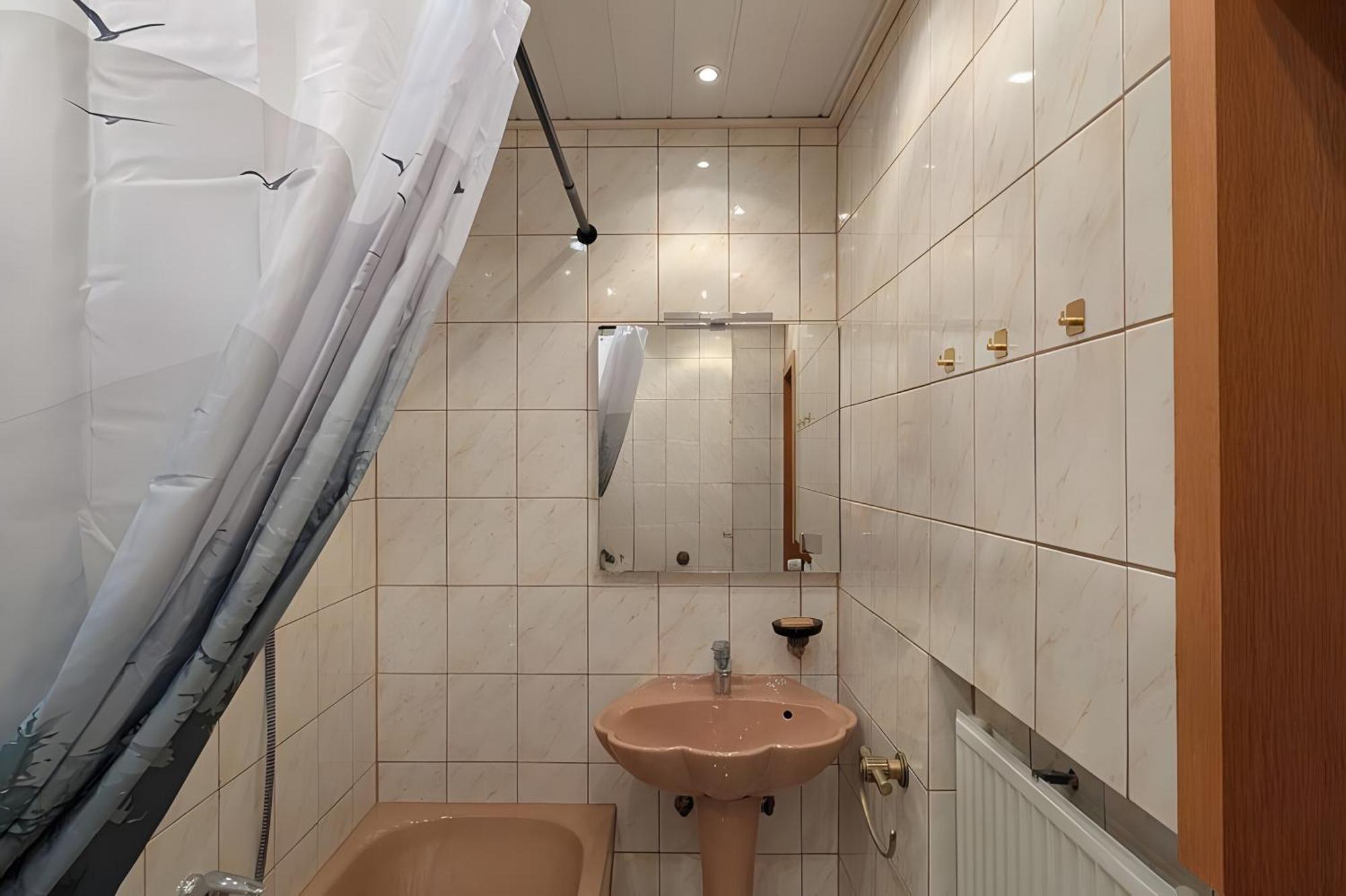 Cozy House With Partyroom Düsseldorf