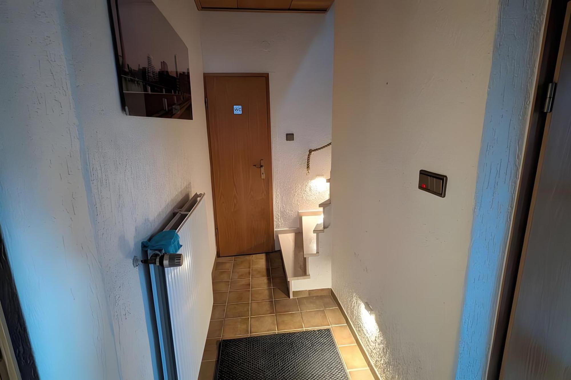 Cozy House With Partyroom Düsseldorf